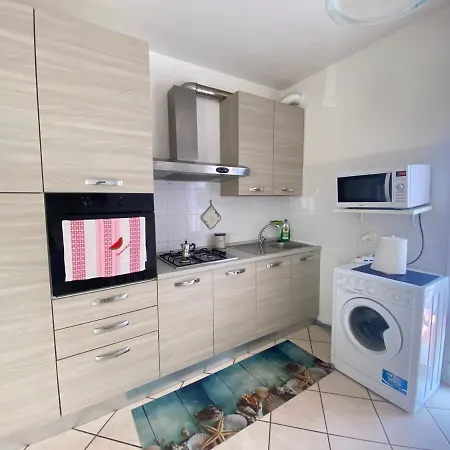 Villa Gorgeous Brand New Remodeled 2story 5 Min From Sea! Molino Nuovo (Savona)