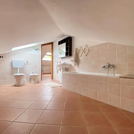 Villa Gorgeous Brand New Remodeled 2story 5 Min From Sea! *