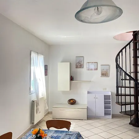 Gorgeous Brand New Remodeled 2story 5 Min From Sea! * Molino Nuovo (Savona)