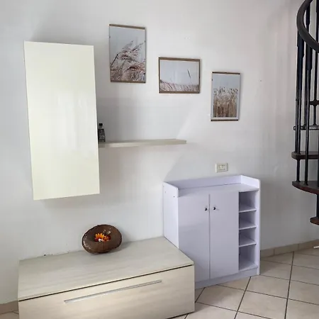 Villa Gorgeous Brand New Remodeled 2story 5 Min From Sea! Molino Nuovo (Savona)