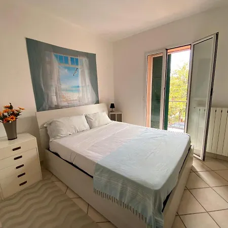 Gorgeous Brand New Remodeled 2story 5 Min From Sea! * Molino Nuovo (Savona)